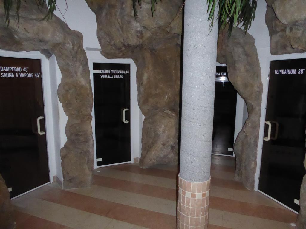Sporthotel Rasen Niederrasen Exterior foto